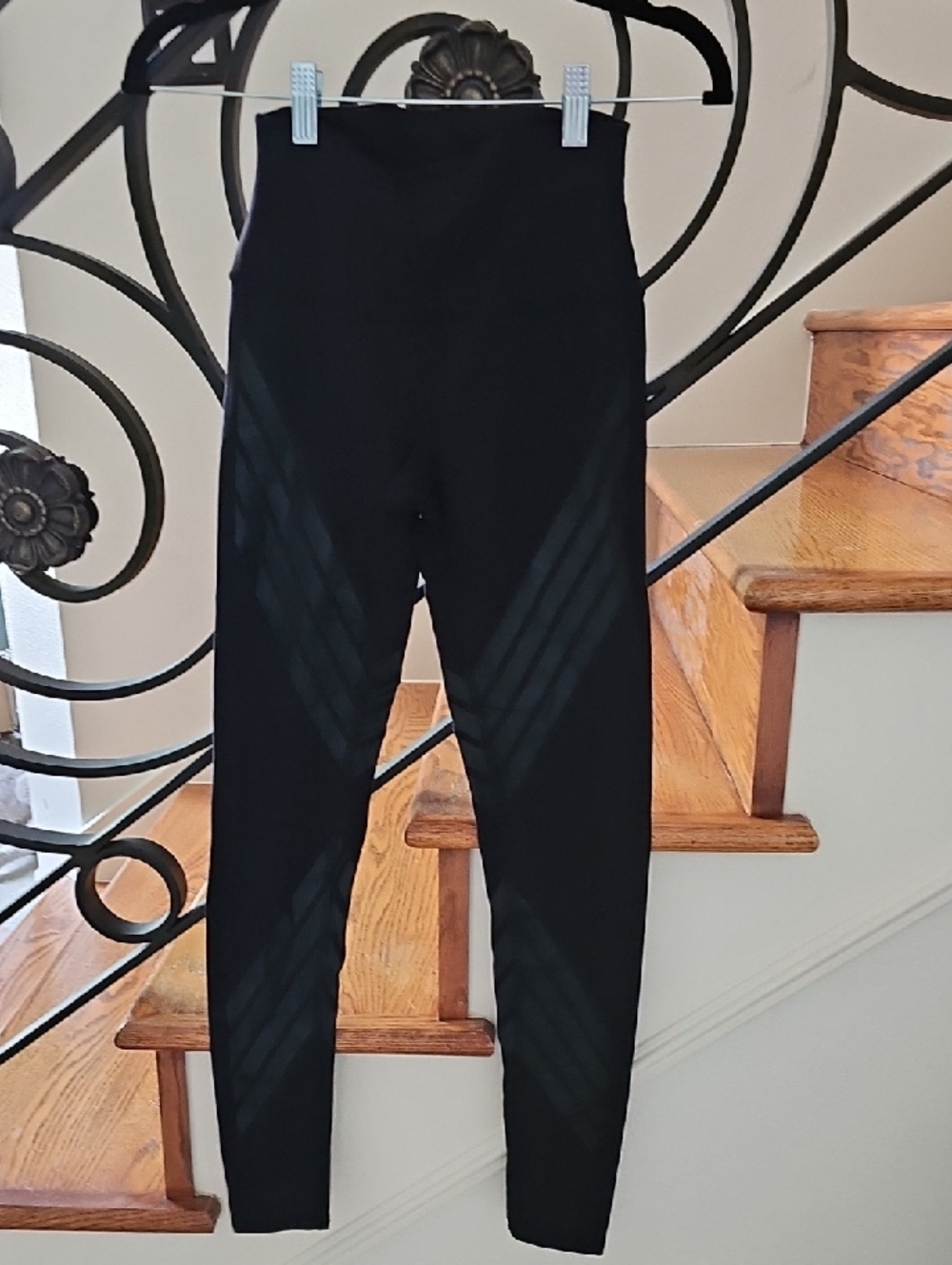 ALO Yoga Black High-Waist Leggings